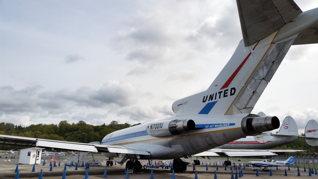 Triple Engines with A Boeing 727 - Roger Lipera Personal Website